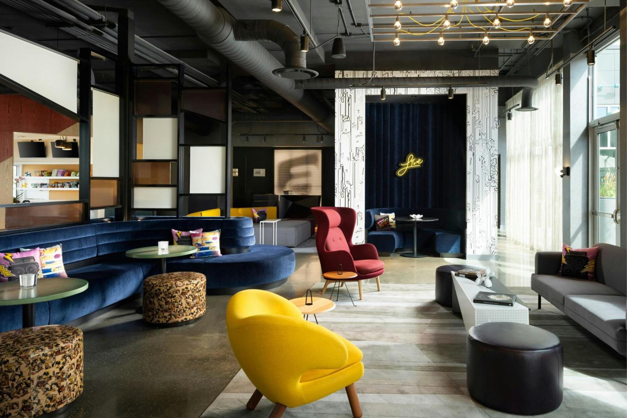 Aloft Waukee Otel Dış mekan fotoğraf
